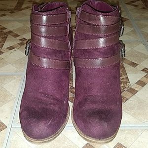 Maroon ankle booties